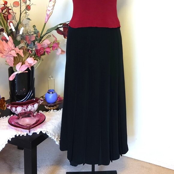 NWT Simon Chang Well Tailored High-quality Black Pleated Long Lined Skirt M - Picture 3 of 7